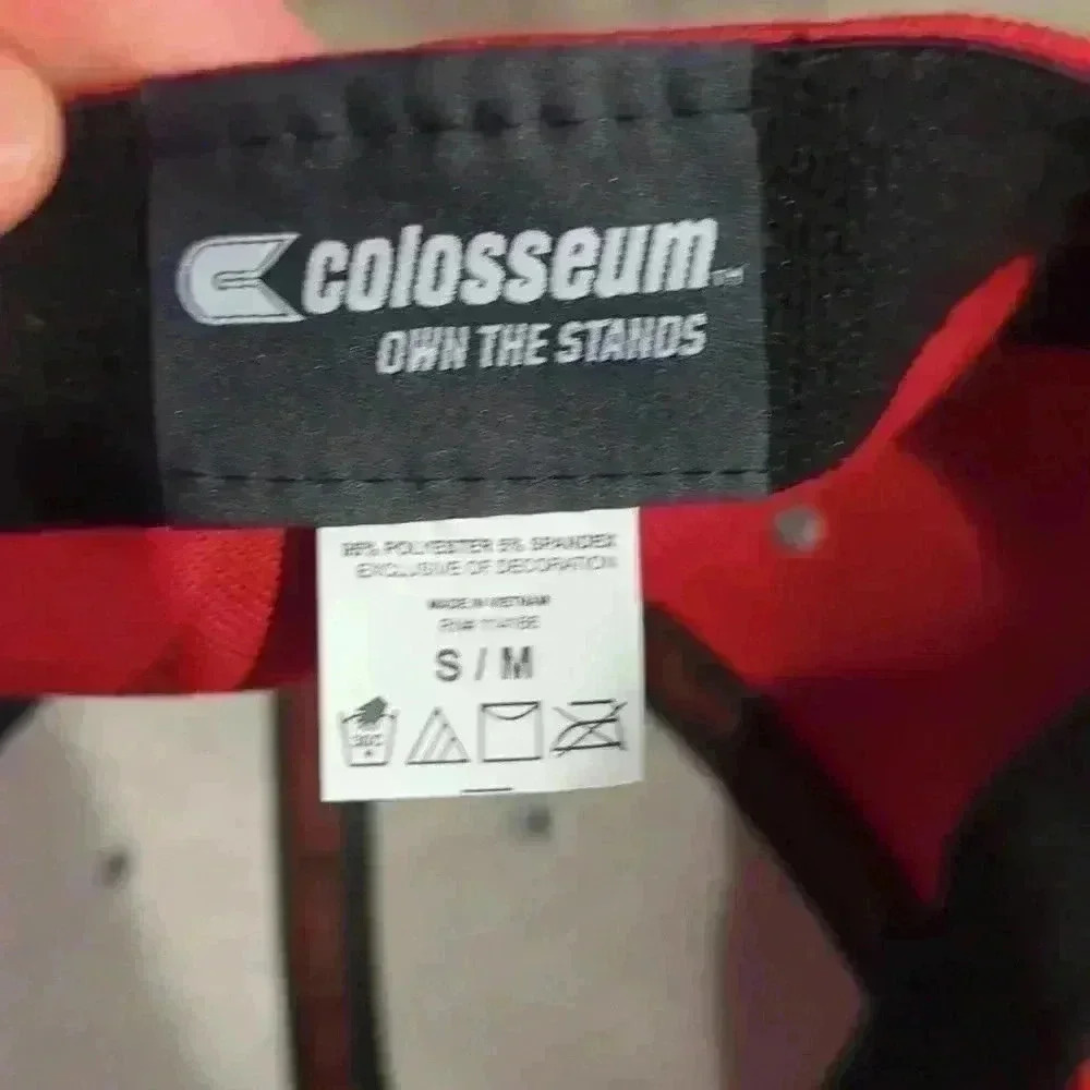 Colosseum Ohio State Buckeyes hat, size small-medium, red and white - Picture 8 of 8